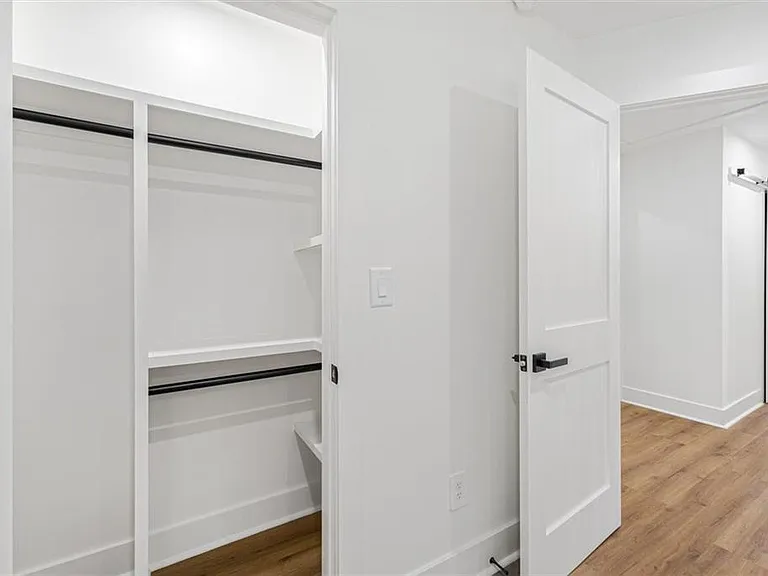 2353 Clarissa Dr NW — Photo 37