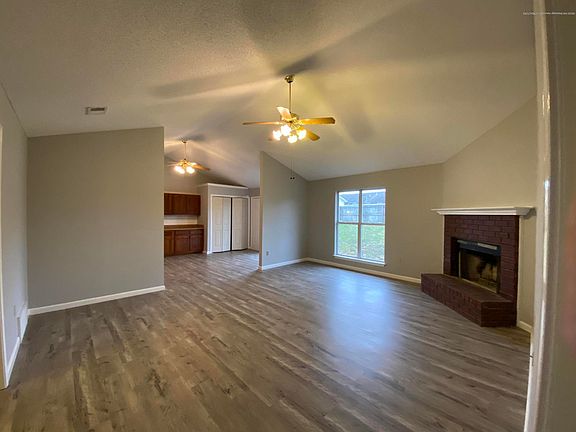 5th image of 4183 Grace Blvd