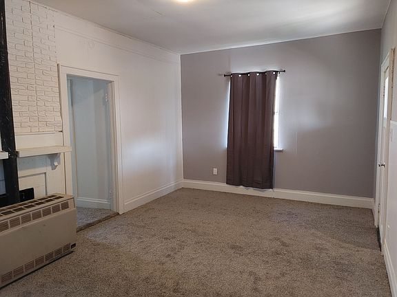 3rd image of 1811 Beaver St