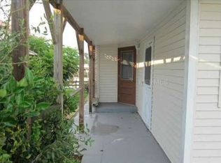 1424 S Shore Dr, Tavares, FL 32778