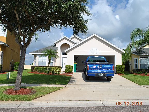 3rd image of 1069 Tourmaline Dr