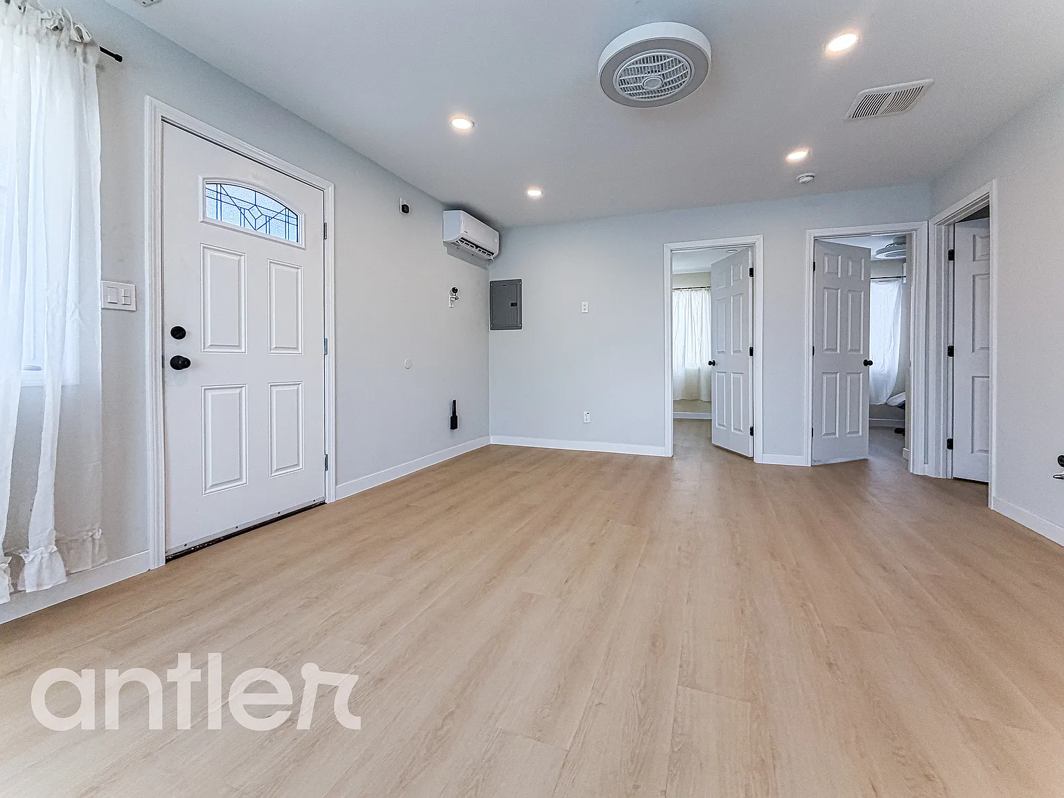 2 bed, 615 sqft, $2,795 — Photo 3