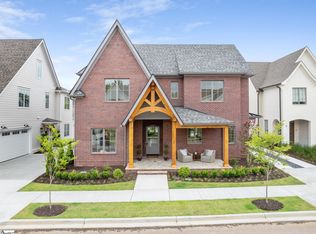 7 Crossmoor Cir, Greenville, SC 29607