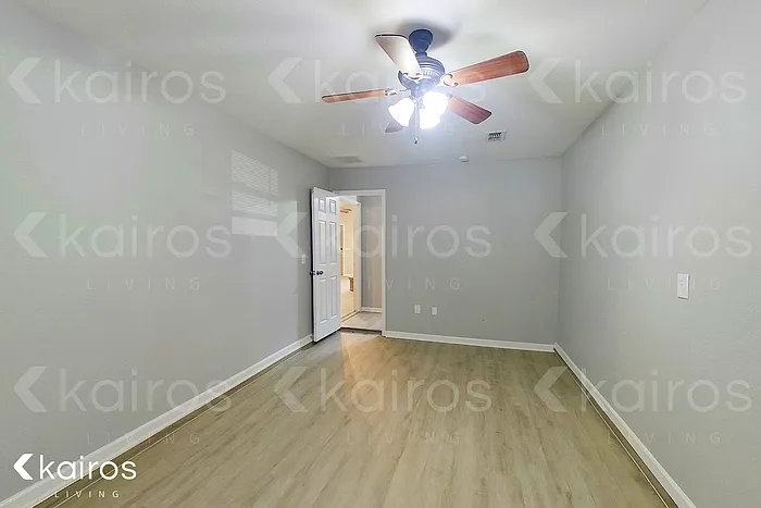 3807 S Williams St — Photo 16