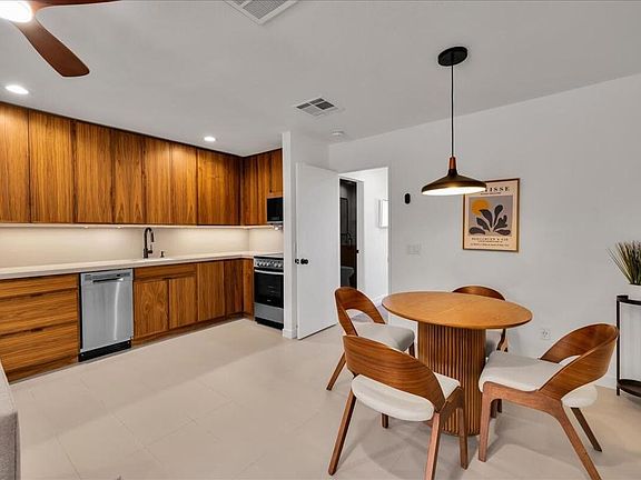 4th image of 470 S Calle Encilia Unit B14