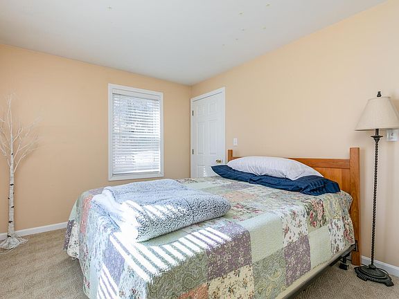 5th image of 271 Old Portland Rd