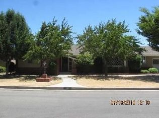 216 Fink Ave, Sanger, CA 93657