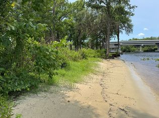 3318 Byron Rd, Green Cove Springs, FL 32043