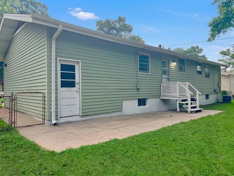 125 Forestwood Dr — Photo 4