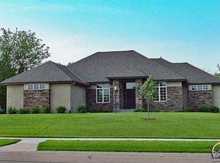 5801 SW Clarion Lakes Way, Topeka, KS 66610