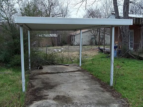 5th image of 31220 E 683rd Dr