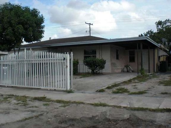 2nd image of 3210 NW 82nd St
