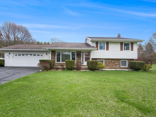 1955 Wolf Lake Rd, Grass Lake, MI 49240
