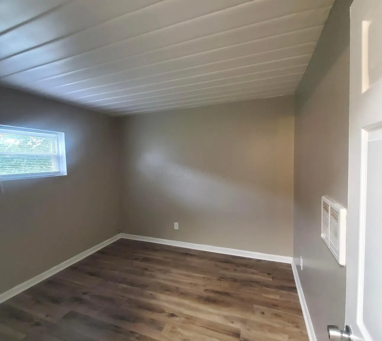 1 bed, 1.5 bath, 7260 sqft, $700 — Photo 1
