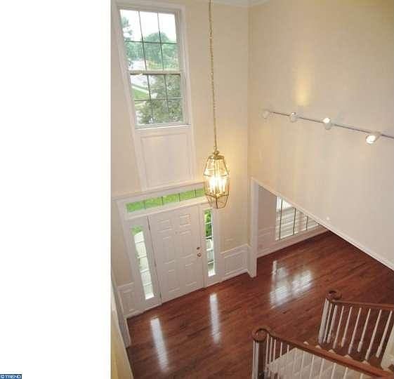 2nd image of 301 Winterthur Ln