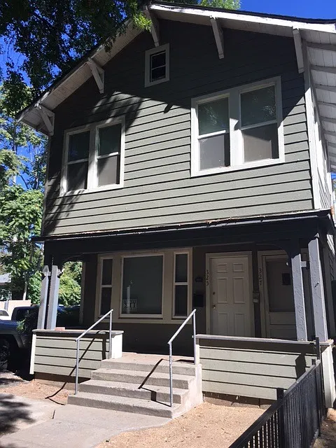 **Summer 2027 - Reserve Now** Great location at 4th and Ivy Street — Photo 2