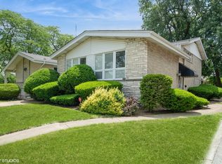 4841 W Lunt Ave, Lincolnwood, IL 60712