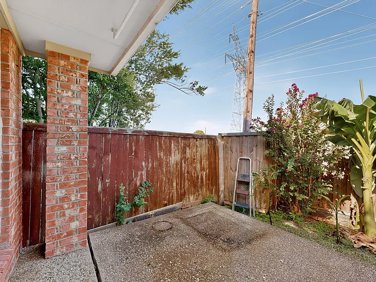 4057 Bramley Way — Photo 37