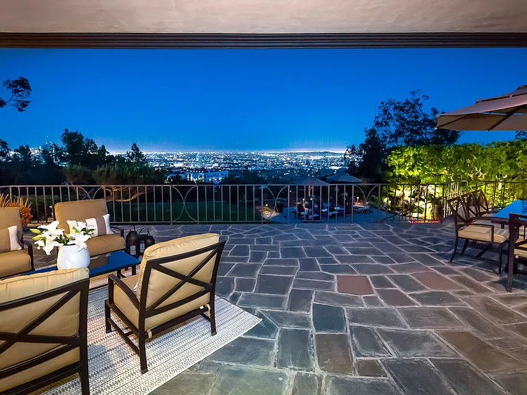 1131 Miradero Rd — Photo 34