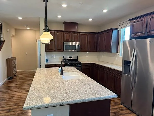 5652 Cornerstone Dr — Photo 6