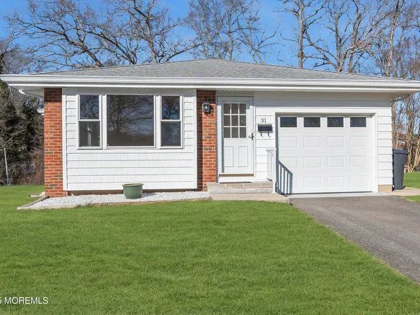 31 Buttercup Court, Toms River, NJ 08755