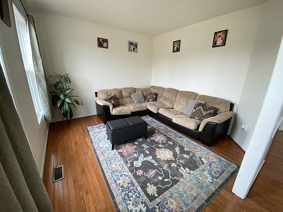 3rd image of 11212 Katerina Dr S