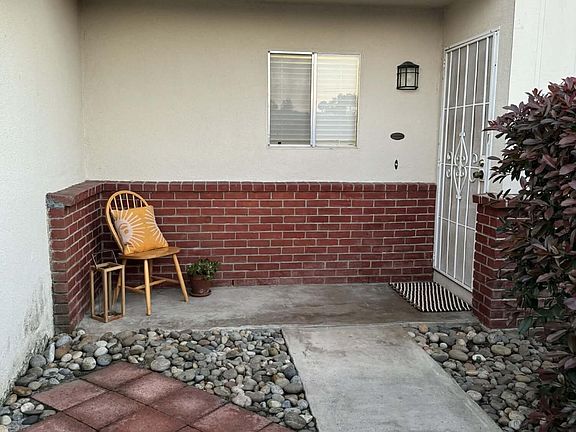 3rd image of 1511 W Sunnyside Avenue