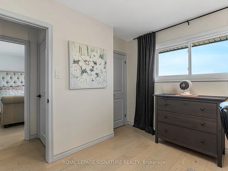 111 Eastchester Ave N #UPPER — Photo 25