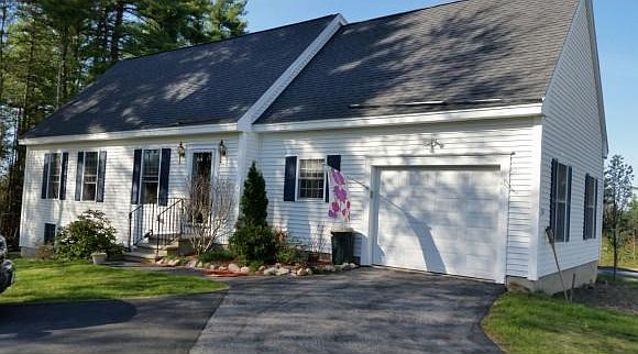 Beautiful detached condo