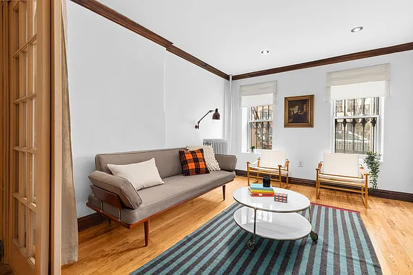 Sold by Compass | media 7