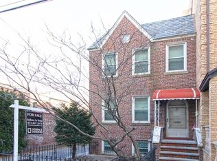 1911 23rd Ter, Astoria, NY 11105