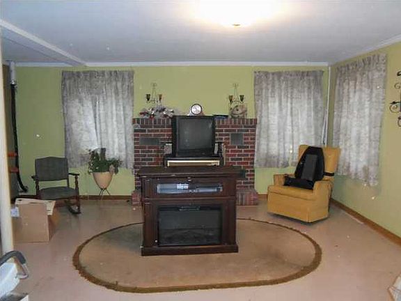 5th image of 132 Tj Arnold Cir
