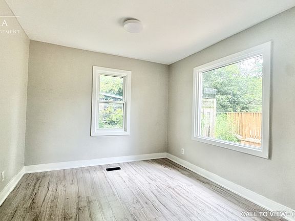 3rd image of 207 Mill St #1