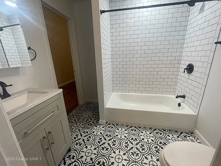 1250 W. Grace St. — Photo 10