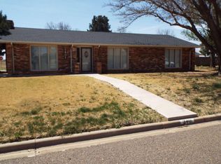 3401 W 25th St, Plainview, TX 79072