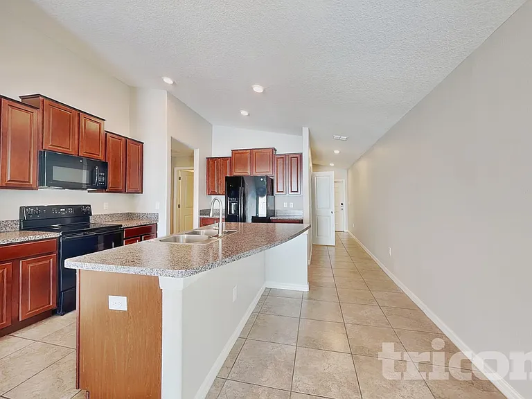 10129 Carloway Hills Dr — Photo 4