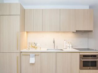 250 W 19th St APT 8L, New York, NY 10011