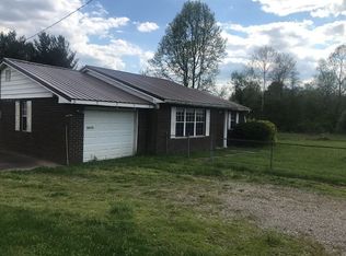 36779 Leading Creek Rd, Middleport, OH 45760
