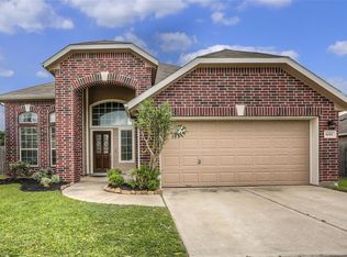 6011 Dublin Ln, Pearland, TX 77581