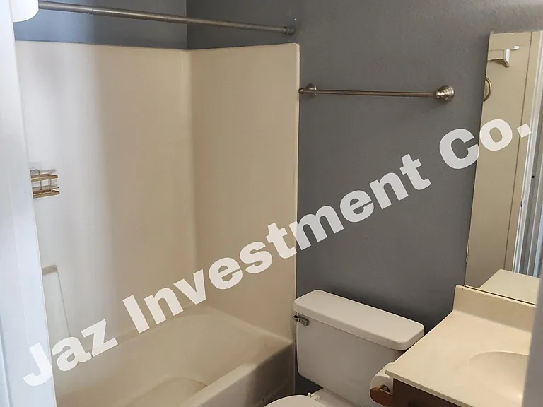 616 N San Marcos Dr #6 — Photo 4