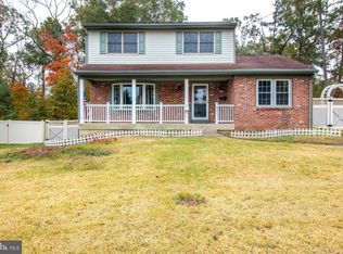 831 Lexington Dr, Turnersville, NJ 08012