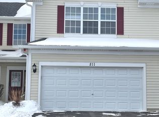 811 Donelson Ct, Naperville, IL 60563