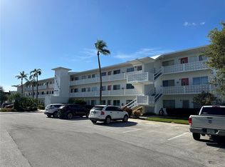 11225 82nd Ave APT 203, Seminole, FL 33772