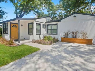 1715 N Alexander Rd, Tampa, FL, 33603
