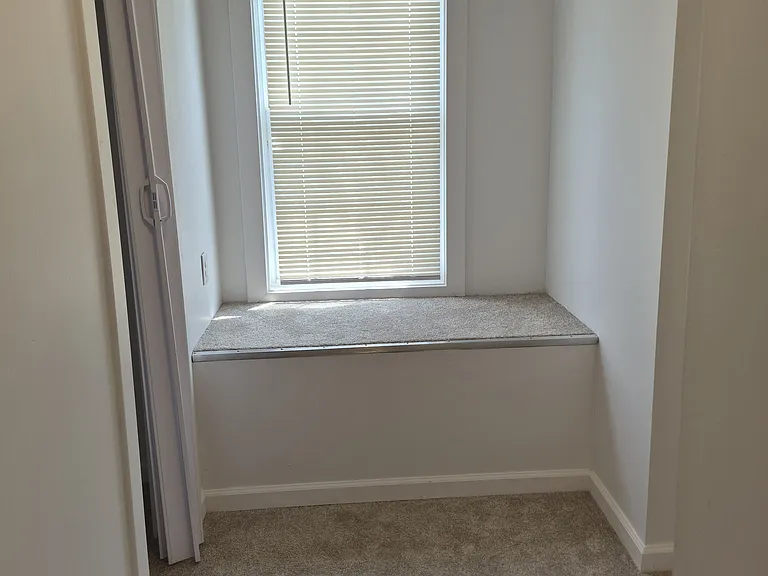 4286 Ebenezer Rd — Photo 13