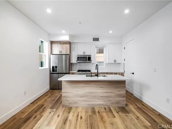 5042 Laurel Canyon Blvd, Valley Village, CA 91607