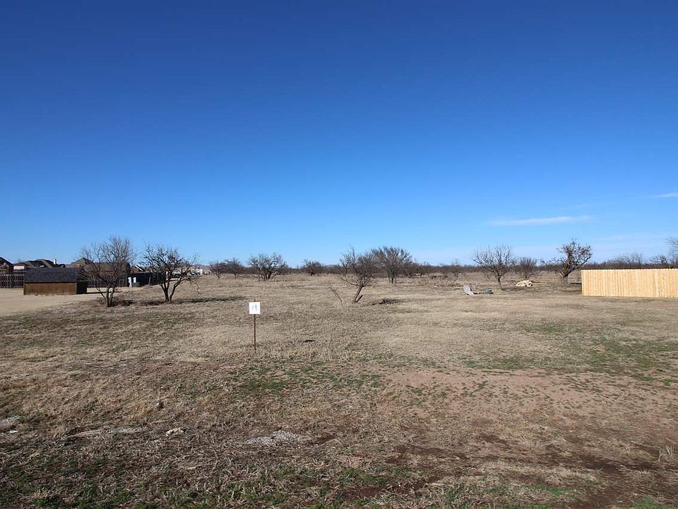 2nd image of 1716 SW Mariah Rd
