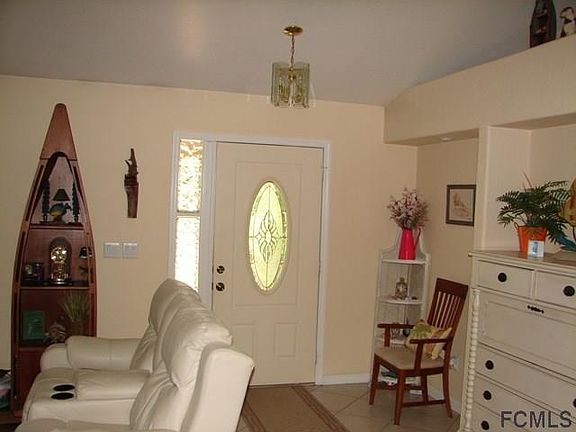 3rd image of 39 Rymshaw Dr