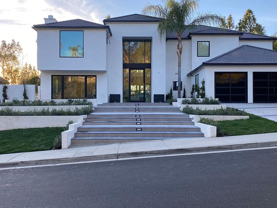 1st image of 5369 Newcastle Ln