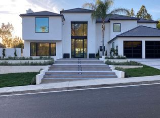 5369 Newcastle Ln, Calabasas, CA 91302